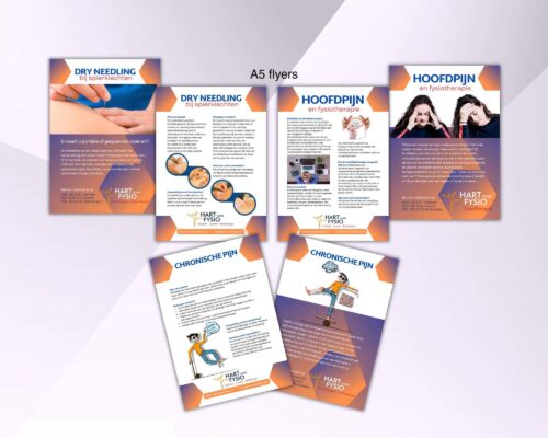 Overzichtsfoto van meerdere A5 flyers, ontworpen voor een fysiotherapiepraktijk en geprint op 250 grams silk papier